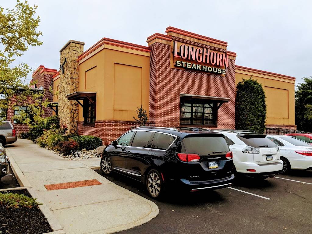 LongHorn Steakhouse | meal takeaway | 240 Easton Rd, Warrington, PA 18976, USA | 2159182500 OR +1 215-918-2500