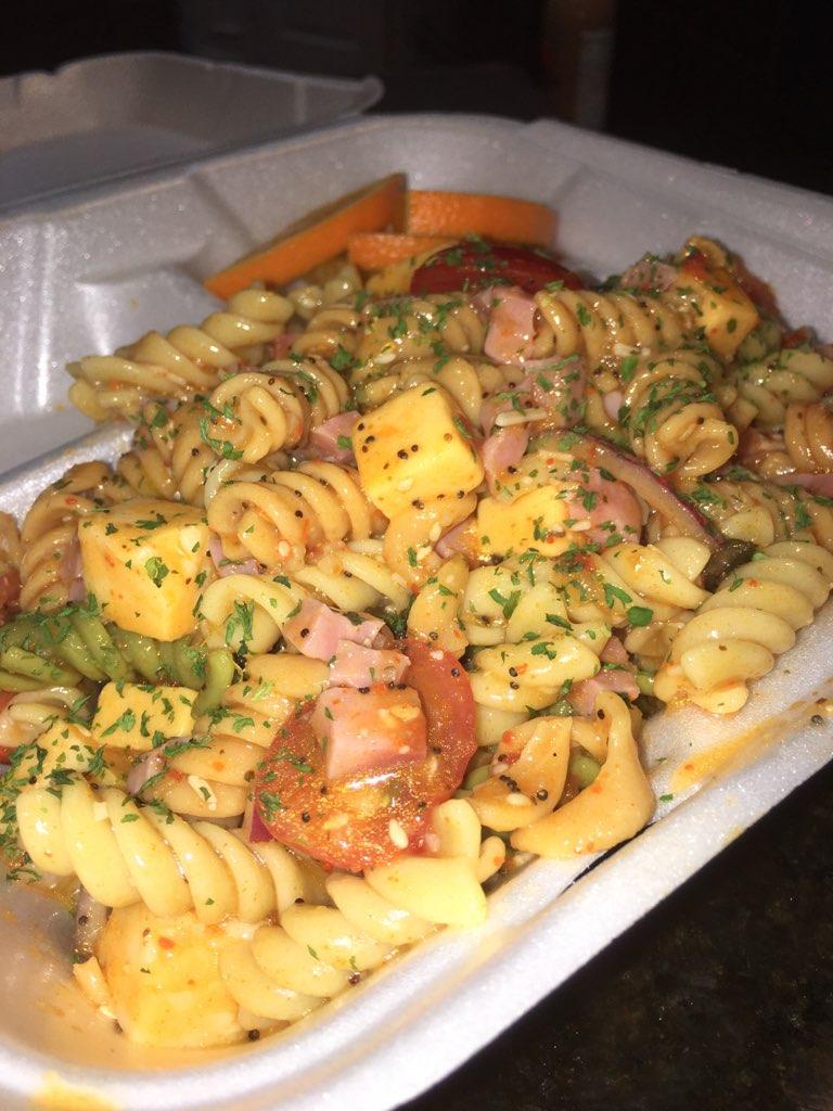 Collard Greenz Country Cooking Restaurant | restaurant | 2602 Montgomery St unit A, Savannah, GA 31401, USA | 9124955228 OR +1 912-495-5228