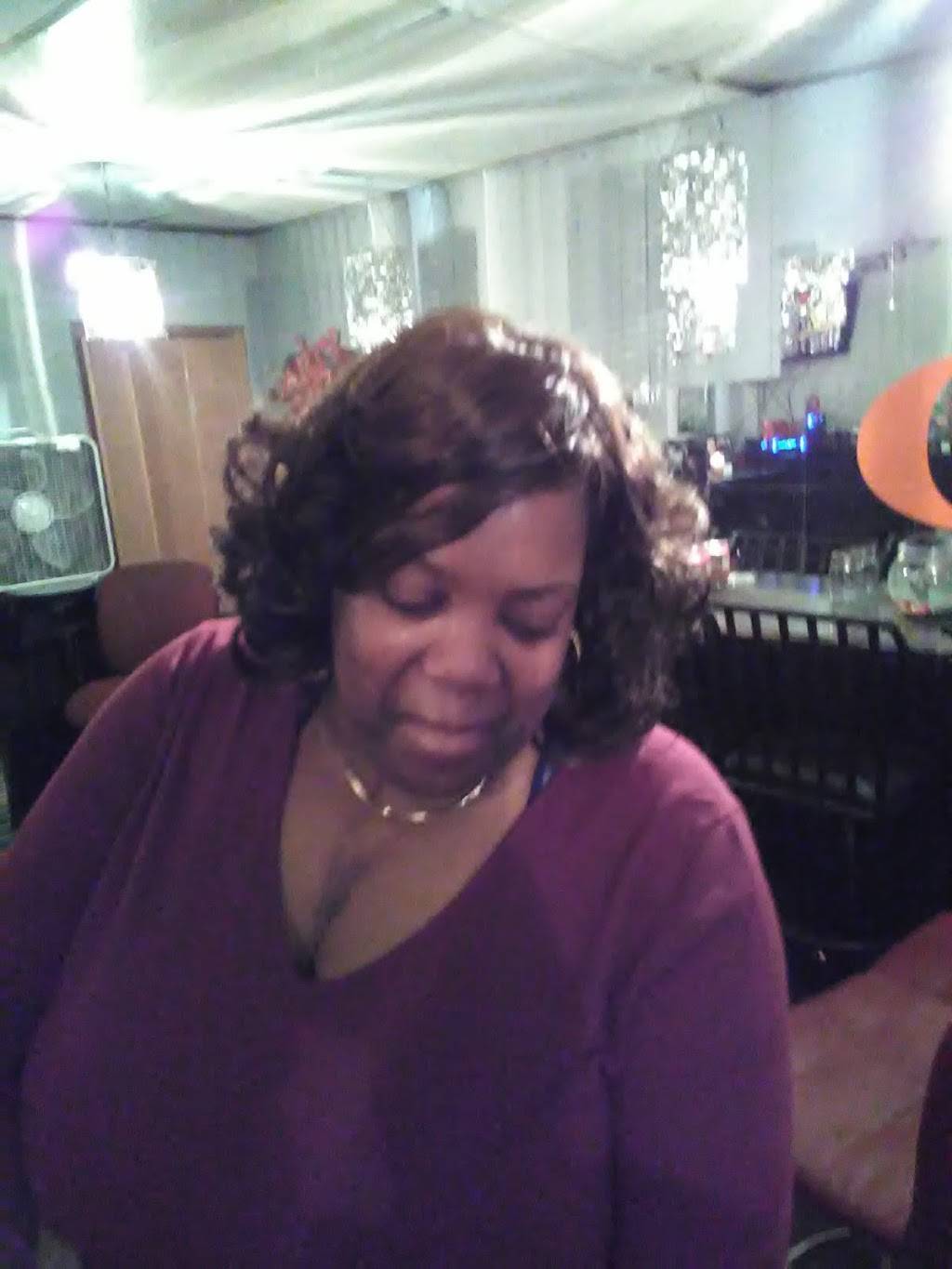 Harolds Chicken Shack | restaurant | 9151 S Ashland Ave, Chicago, IL 60620, USA | 7738819884 OR +1 773-881-9884