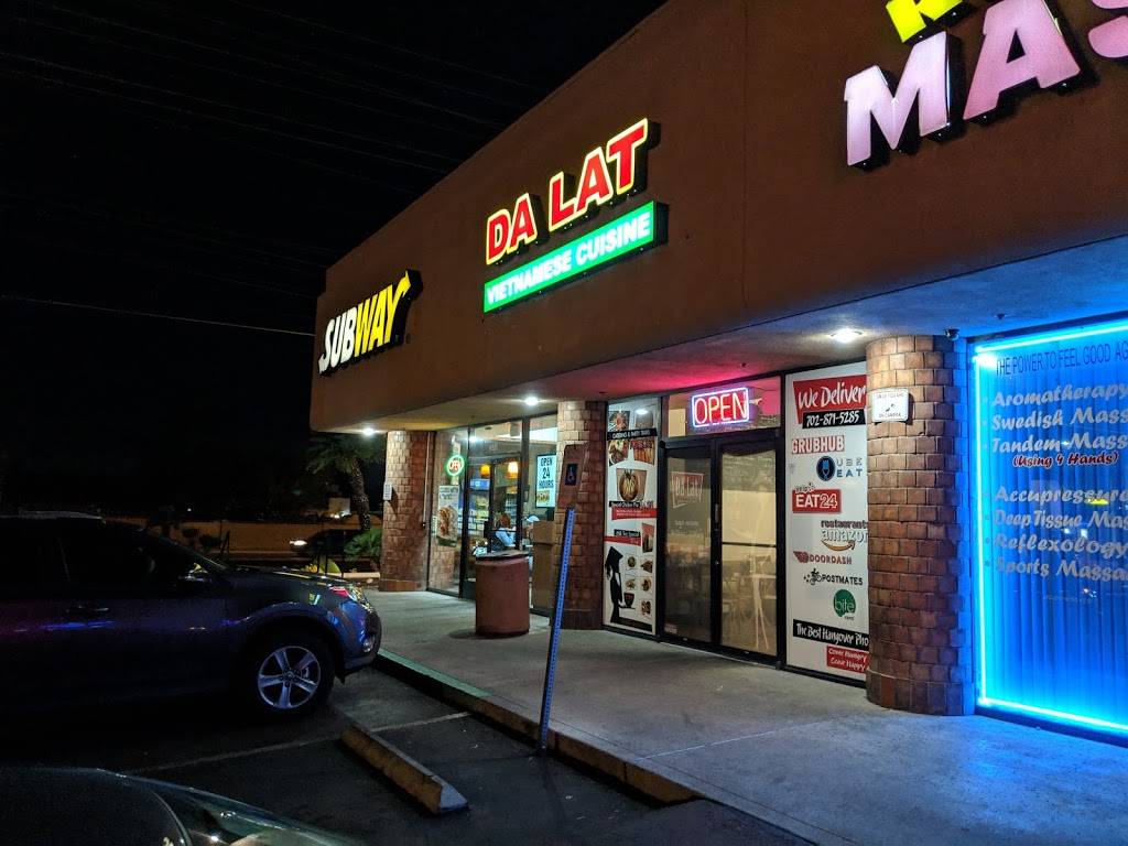 Da Lat Restaurant | restaurant | 4553 W Flamingo Rd, Las Vegas, NV 89103, USA | 7028715285 OR +1 702-871-5285
