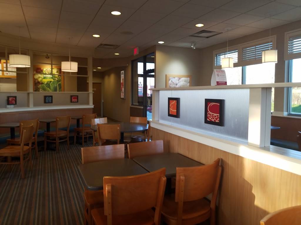 Wendys | restaurant | 1200 Eagle Dr, Loveland, CO 80537, USA | 9706691280 OR +1 970-669-1280