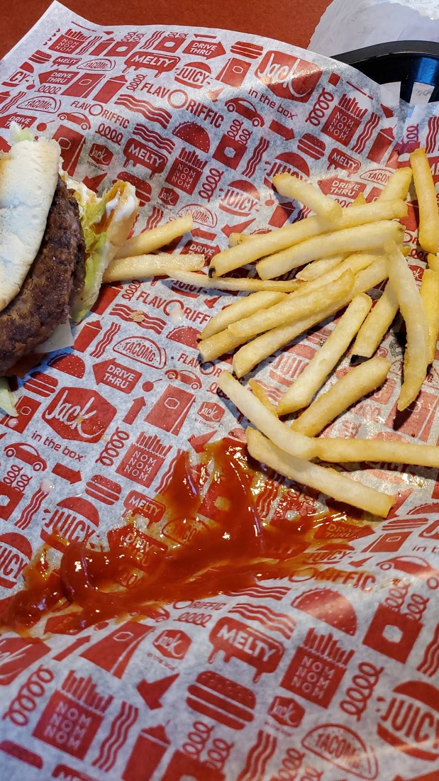 Jack in the Box | restaurant | 22633 Marine View Dr S, Des Moines, WA 98198, USA | 2068700995 OR +1 206-870-0995