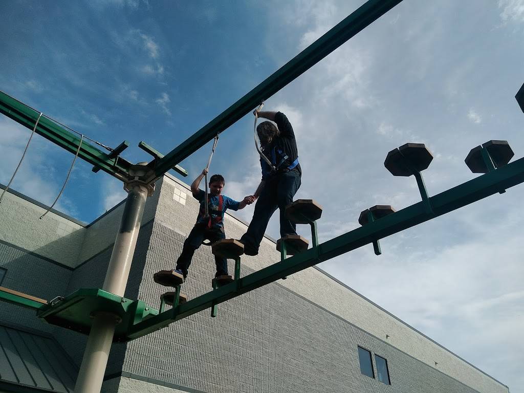 Bullwinkles Entertainment | restaurant | 29111 Town Center Loop W, Wilsonville, OR 97070, USA | 5036855000 OR +1 503-685-5000