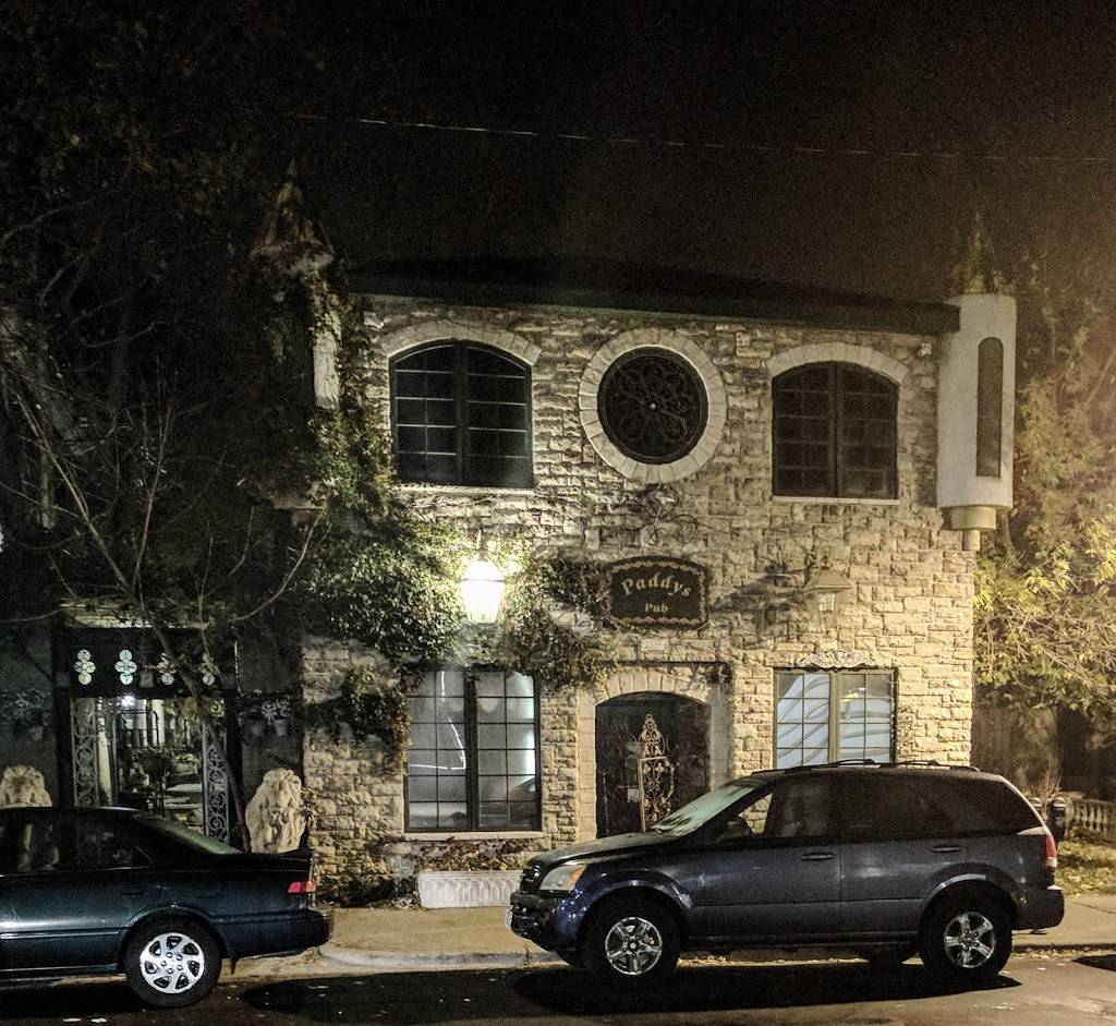 Paddys Pub | restaurant | 2339 N Murray Ave, Milwaukee, WI 53211, USA | 4142233496 OR +1 414-223-3496
