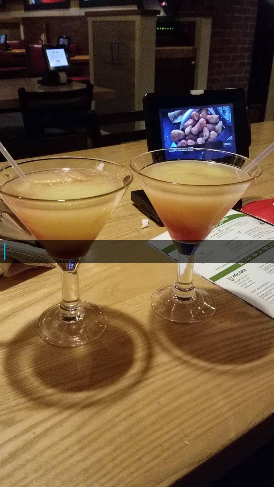 Chilis Grill & Bar | restaurant | 1706 E Cheyenne Mountain Blvd, Colorado Springs, CO 80906, USA | 7195760440 OR +1 719-576-0440