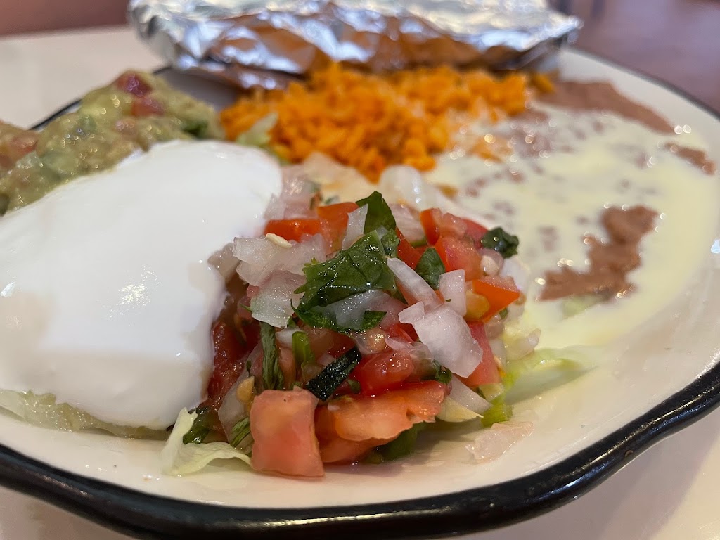 La Espuela Cantina & Grill | restaurant | 3235 NW Evangeline Thruway, Lafayette, LA 70507, USA | 3375202119 OR +1 337-520-2119