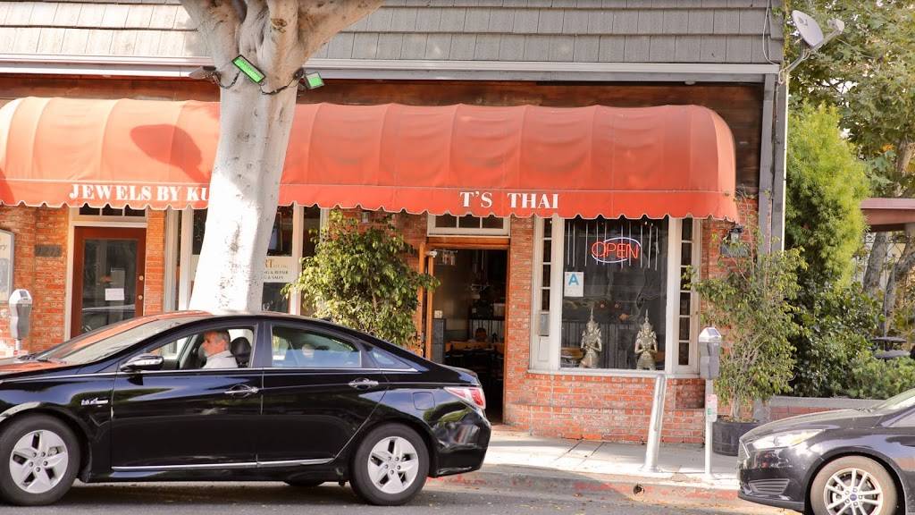 Ts Thai | restaurant | 1303, 1215 4th St, Santa Monica, CA 90401, USA | 3103954106 OR +1 310-395-4106