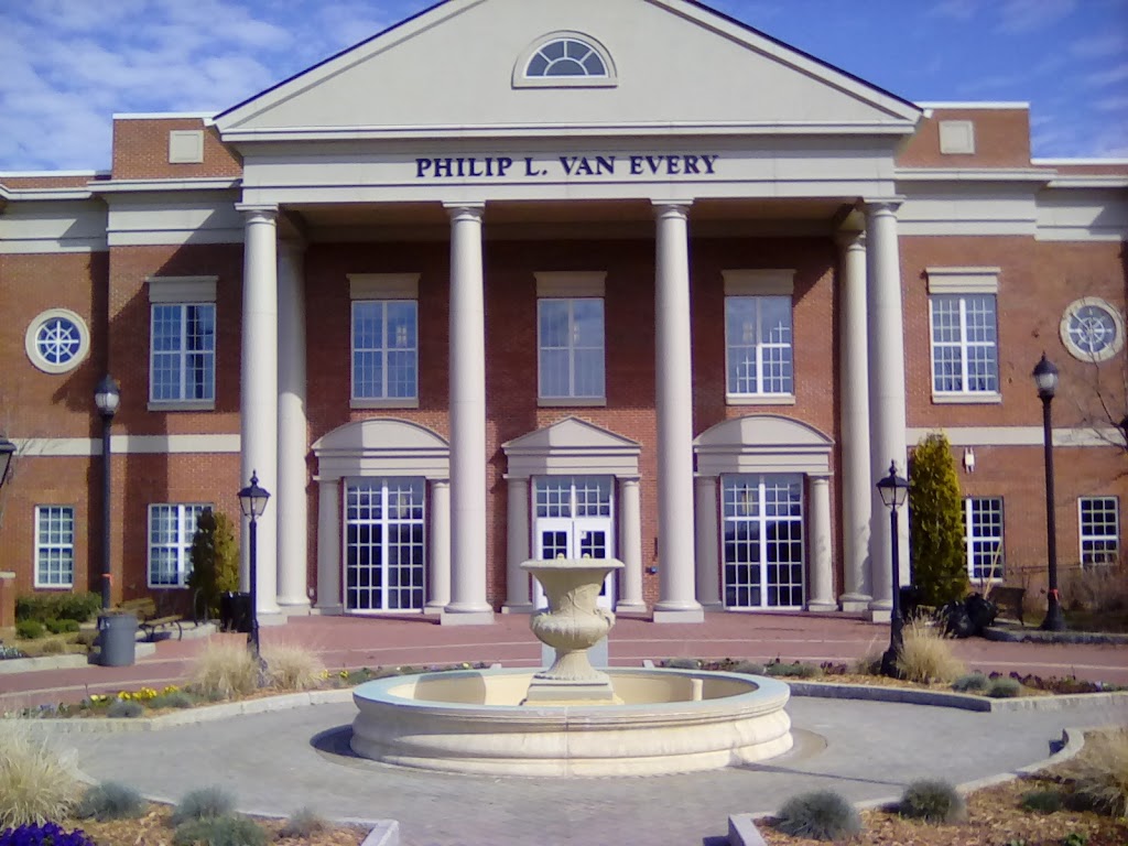 Central Piedmont’s Greenway Restaurant | restaurant | 425 N Kings Dr, Charlotte, NC 28204, USA | 7043306700 OR +1 704-330-6700