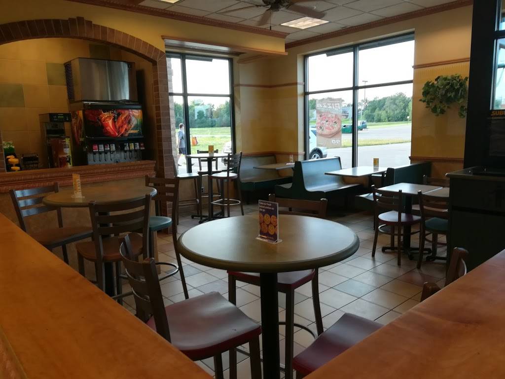 Subway | restaurant | 747 Ash St NE, Lonsdale, MN 55046, USA | 5077442345 OR +1 507-744-2345