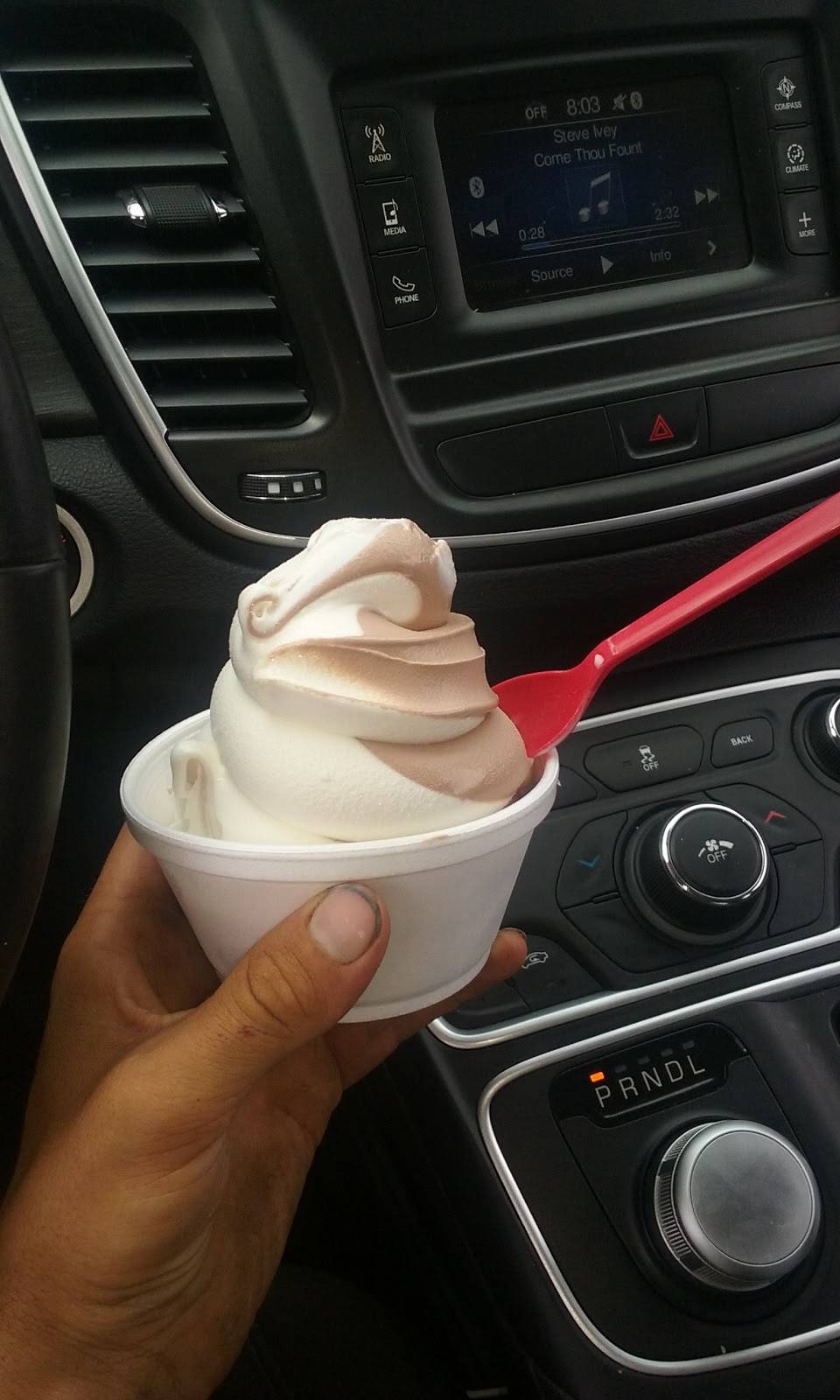 Mifflin Dairy Bar | restaurant | 37 Maine St, Ashland, OH 44805, USA | 4193688133 OR +1 419-368-8133