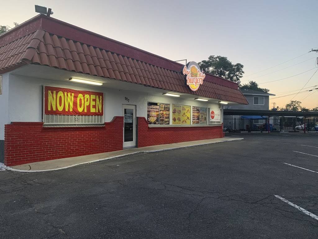 One Way Burgers | restaurant | 907 N Court St, Visalia, CA 93291, USA | 5596085067 OR +1 559-608-5067
