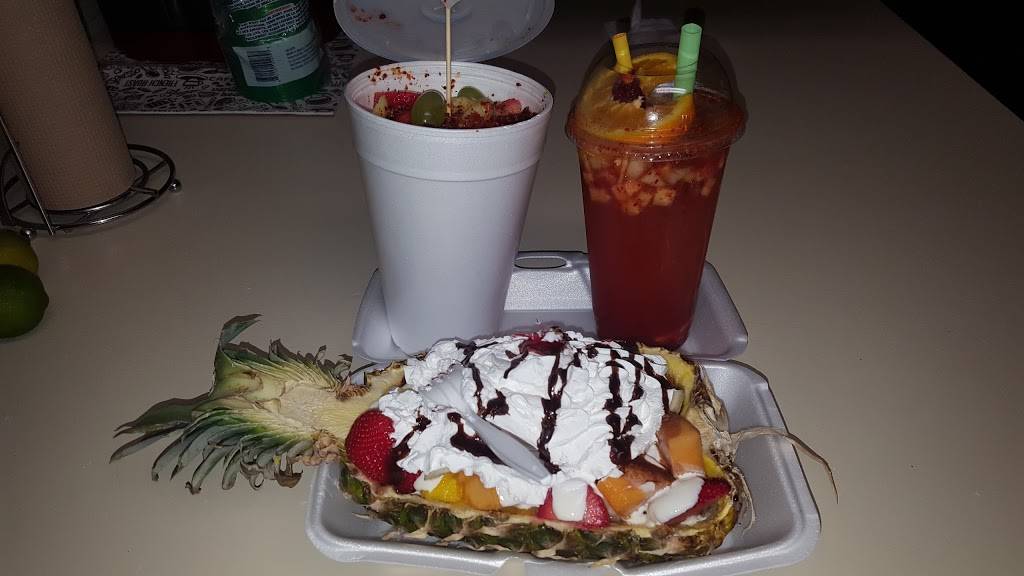 Piñas Locas | restaurant | 2413 Thousand Oaks, San Antonio, TX 78232, USA | 2104172620 OR +1 210-417-2620