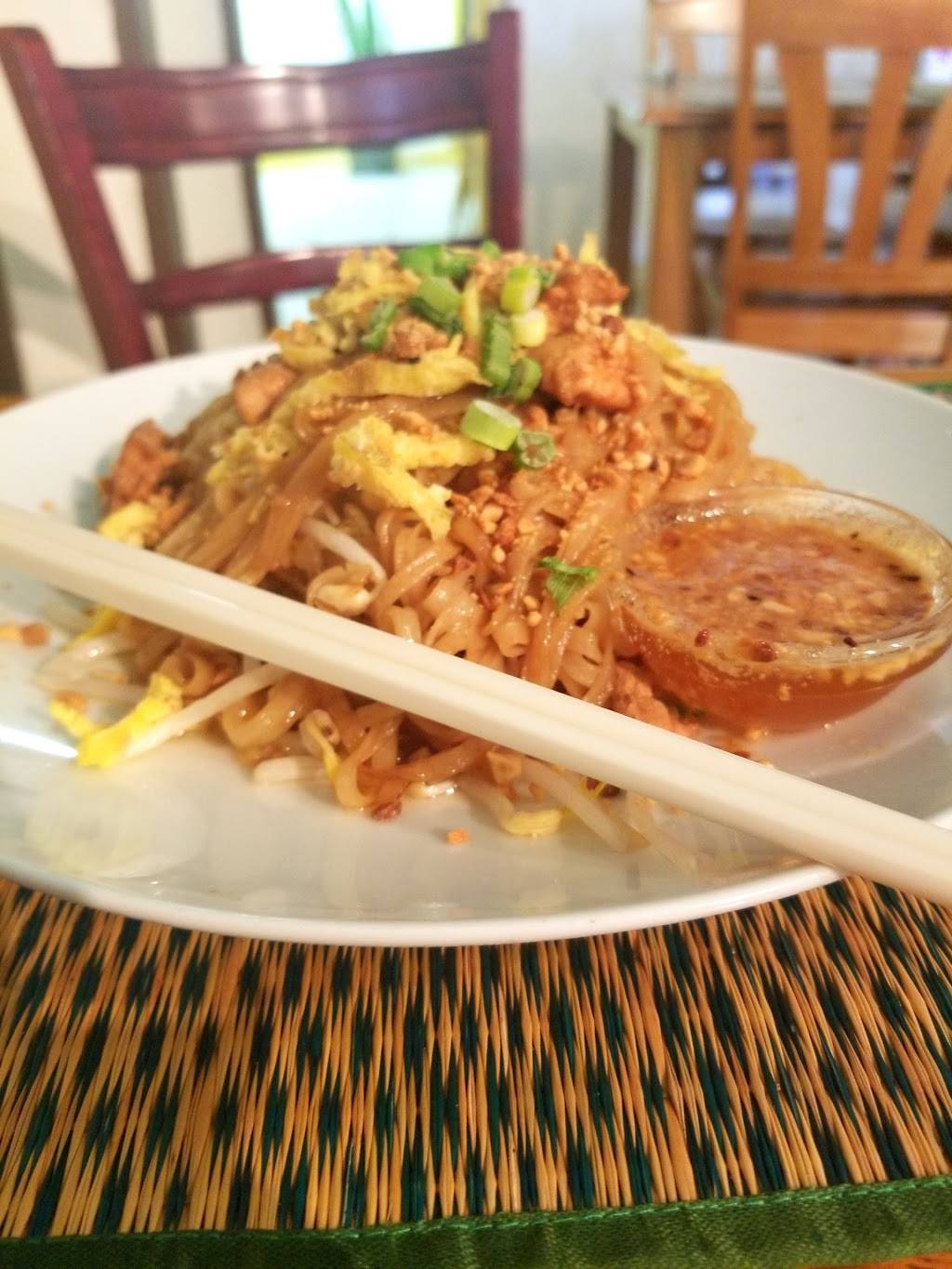 Asian Bistro | restaurant | 646 Principale St, Casselman, ON K0A 1M0, Canada | 6137642999 OR +1 613-764-2999