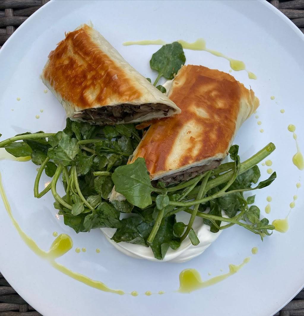 Village Vine, wine bar + bistro | restaurant | 6 Park Ave, Swarthmore, PA 19081, USA | 4844713997 OR +1 484-471-3997