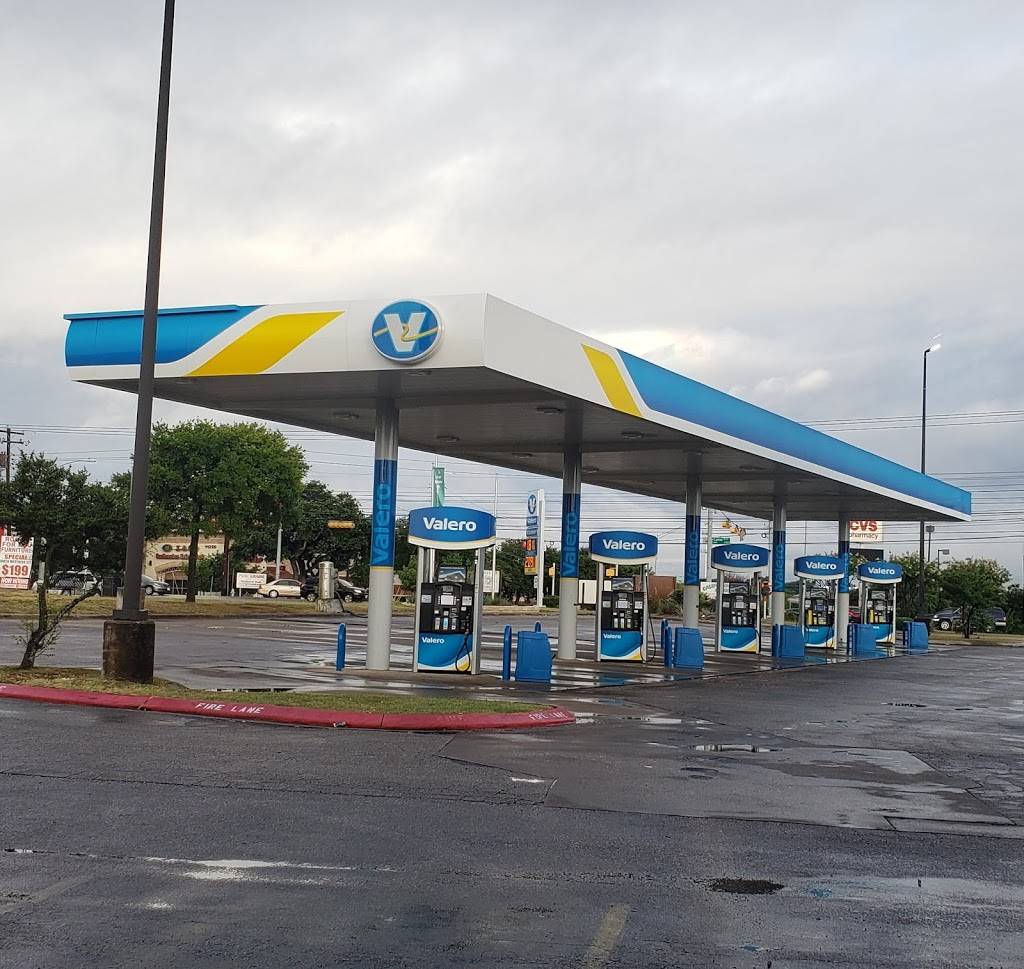Valero | restaurant | 11331 North Lamar Boulevard Unit#A, Austin, TX 78753, USA | 5128366400 OR +1 512-836-6400