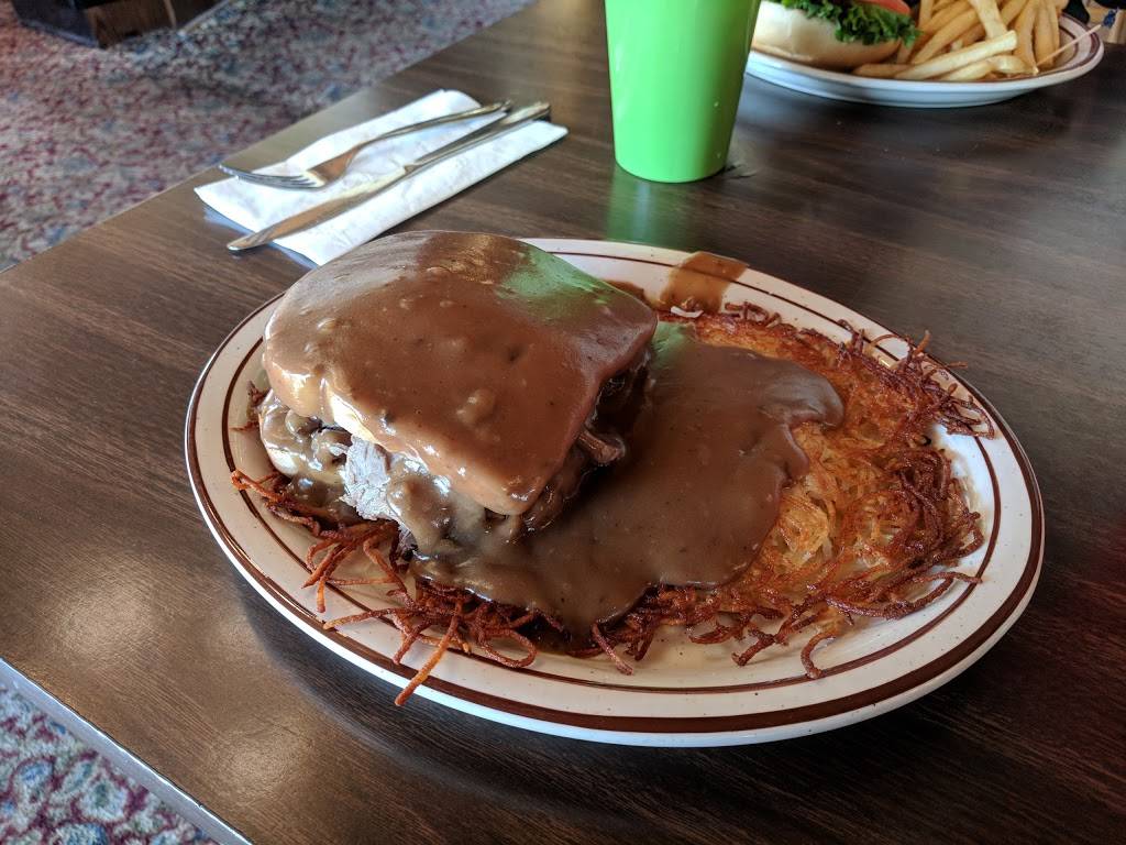 Chalet Lounge | night club | 4833 Miller Trunk Hwy, Hermantown, MN 55811, USA | 2187222457 OR +1 218-722-2457