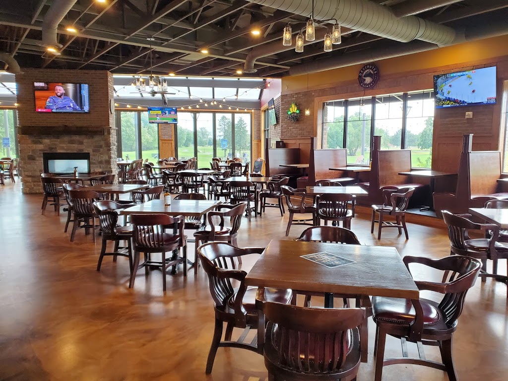 Crooked Pint Ale House | restaurant | 2020 W Russell St, Sioux Falls, SD 57104, USA | 6053312050 OR +1 605-331-2050