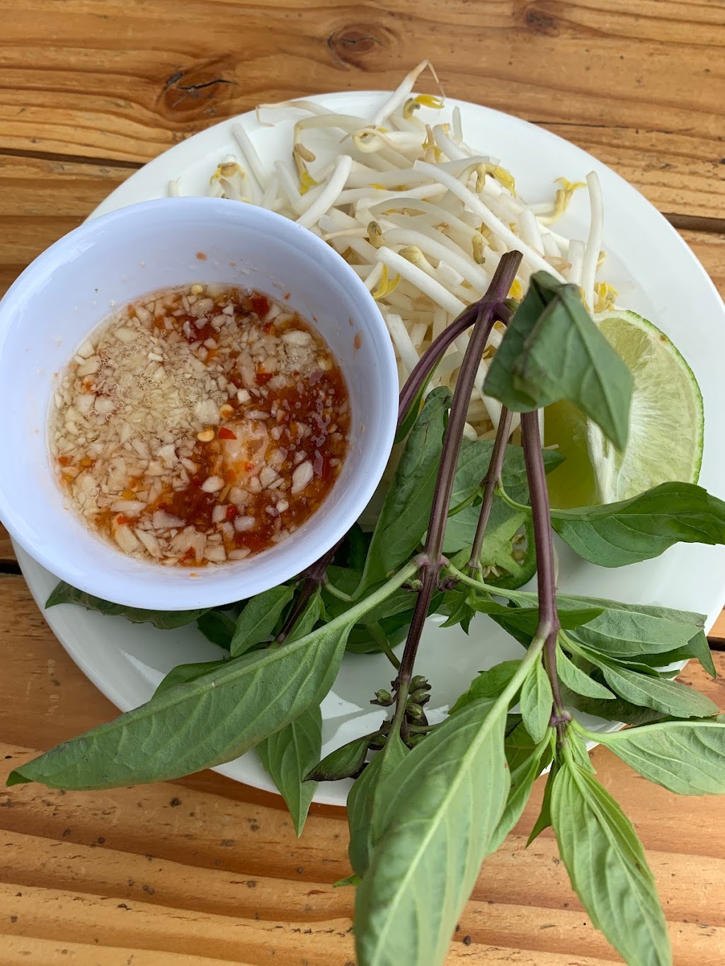 Blossom A Vietnamese Noodle Shop | restaurant | 3193 Glendale Blvd, Los Angeles, CA 90039, USA | 3234076705 OR +1 323-407-6705