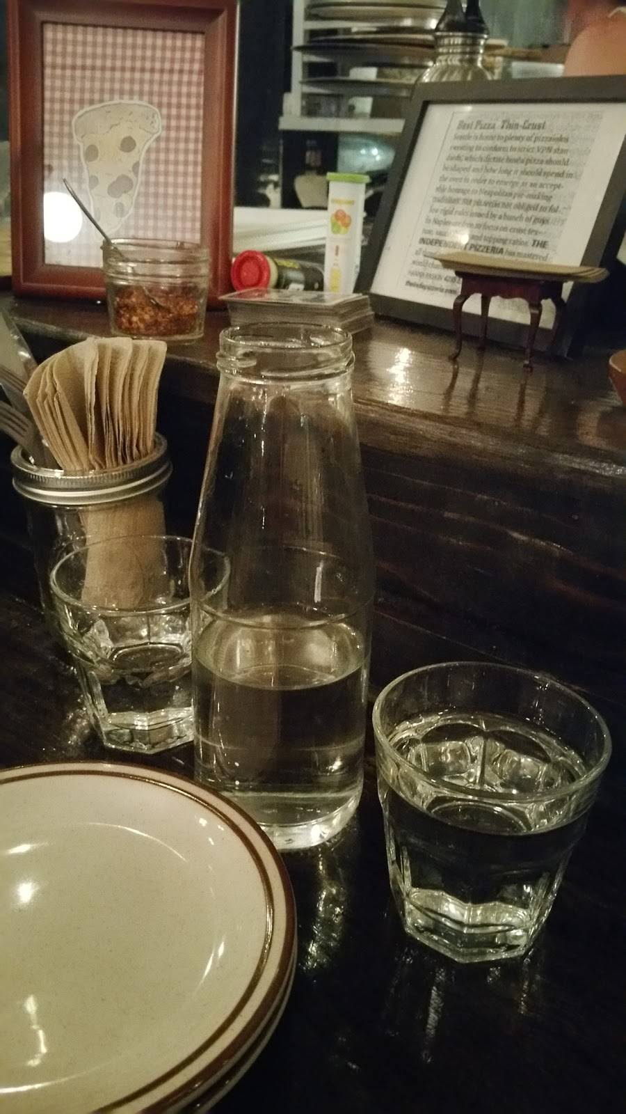 The Independent Pizzeria | restaurant | 4235 E Madison St, Seattle, WA 98112, USA | 2068606110 OR +1 206-860-6110