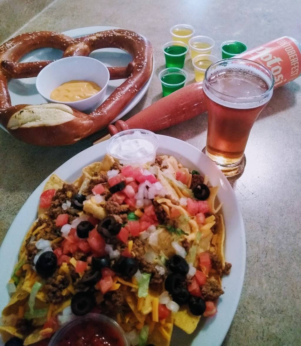 Ixonia Pub | restaurant | 9407, W1270, Marietta Ave, Ixonia, WI 53036, USA | 9202068293 OR +1 920-206-8293