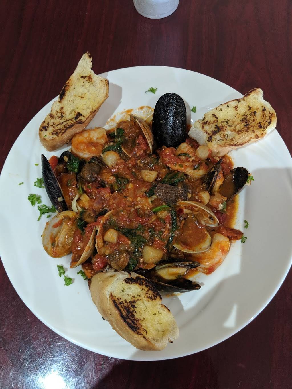 Sandshakers | restaurant | 700 Eldridge St, Clearwater, FL 33755, USA | 7272868099 OR +1 727-286-8099