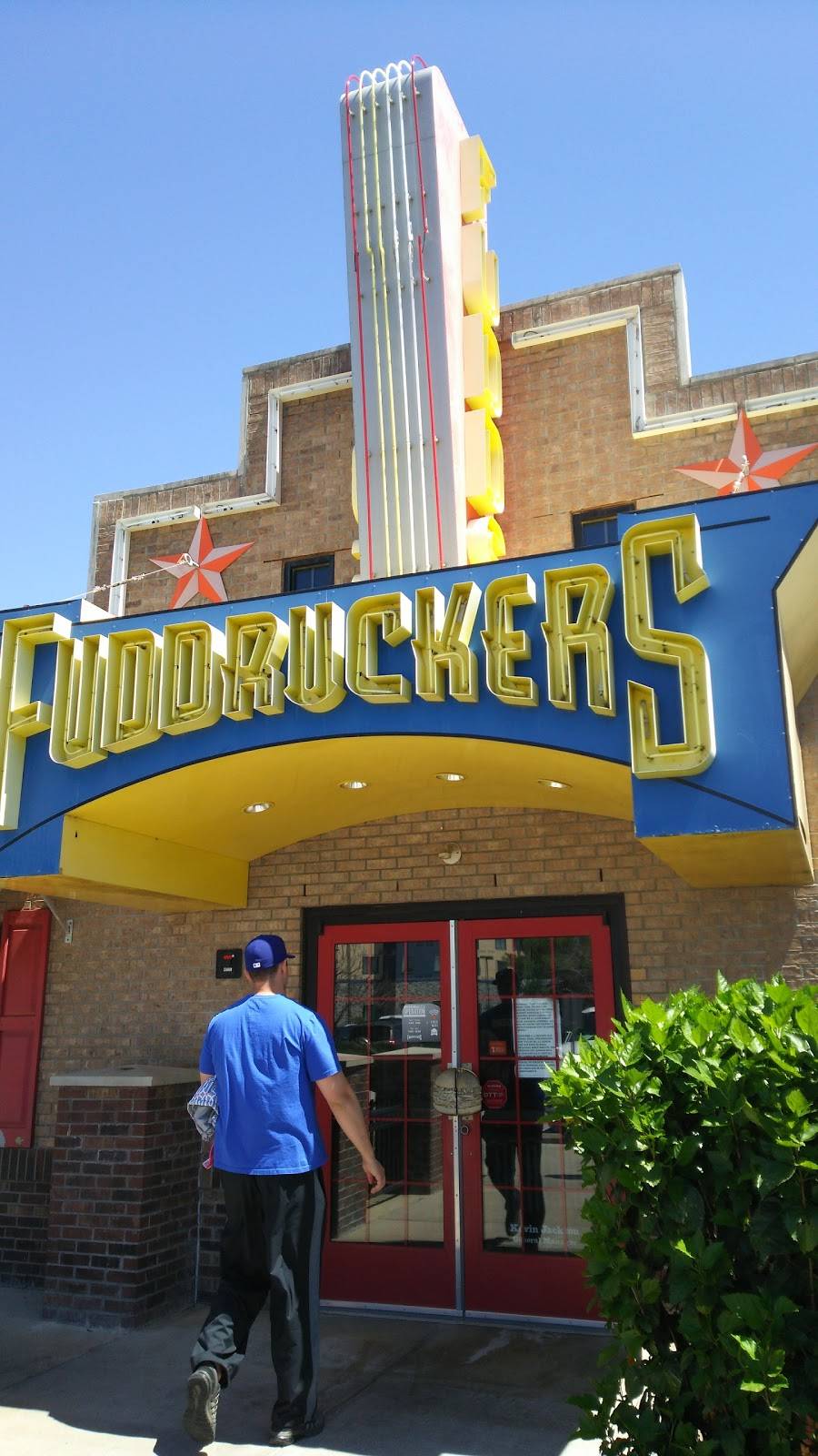 Fuddruckers | restaurant | 25407 Bell Patna Dr, Katy, TX 77494, USA | 2816447616 OR +1 281-644-7616