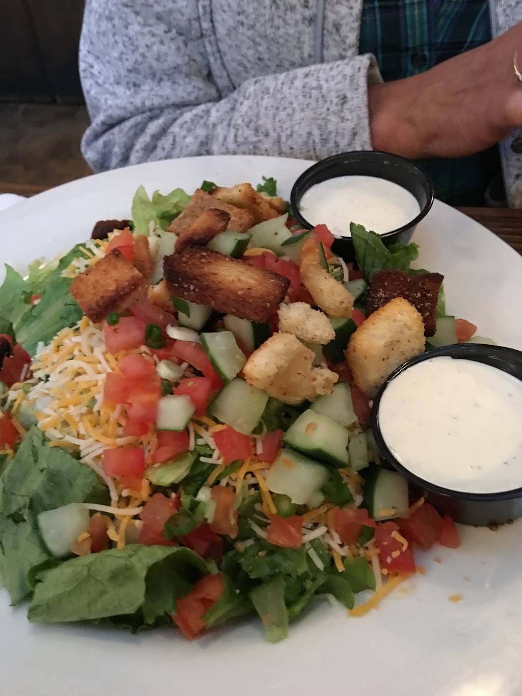 The Dublin Village Tavern | restaurant | 27 S High St, Dublin, OH 43017, USA | 6147666250 OR +1 614-766-6250