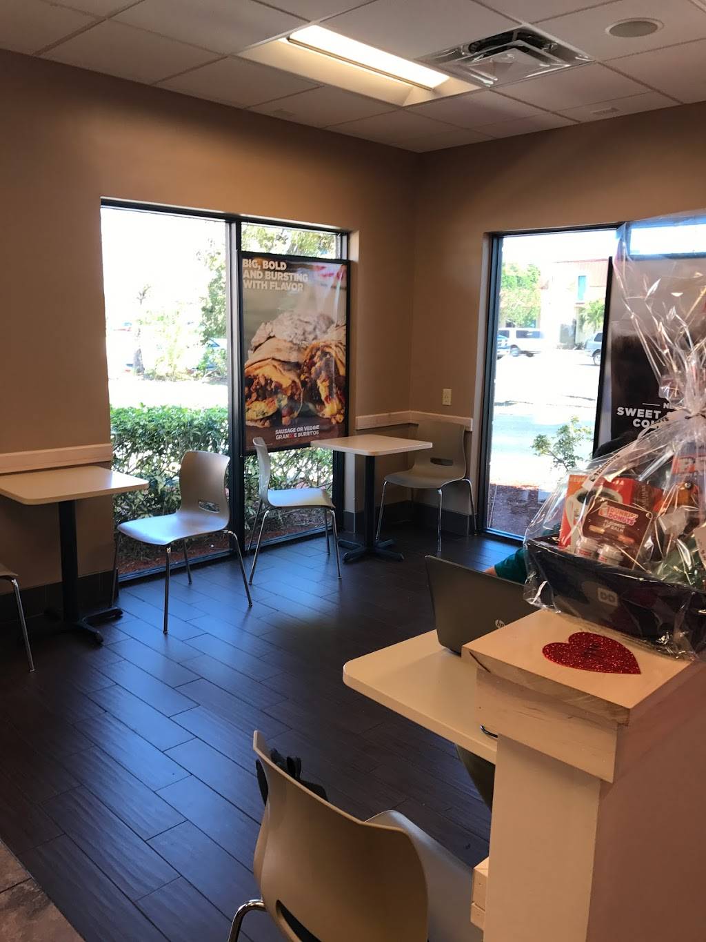 Dunkin | bakery | 3336 Del Prado Blvd S, Cape Coral, FL 33904, USA | 2395497656 OR +1 239-549-7656