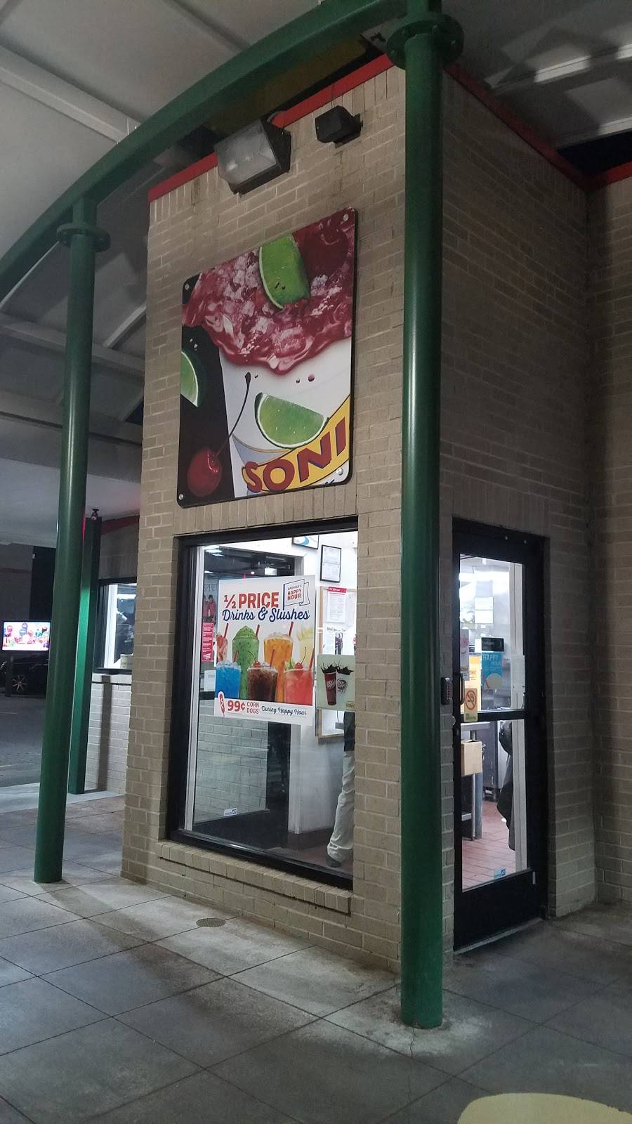 Sonic Drive-In | restaurant | 10704 Kingston Pike, Knoxville, TN 37922, USA | 8657770734 OR +1 865-777-0734