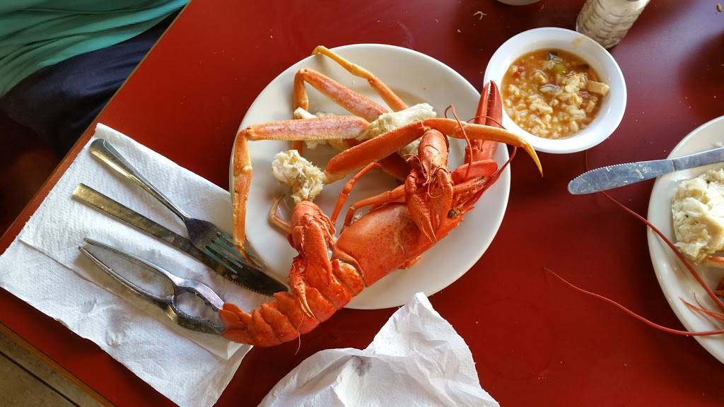 Whipper Snappers | restaurant | 2421 State Hwy 76, Branson, MO 65616, USA | 4173343282 OR +1 417-334-3282