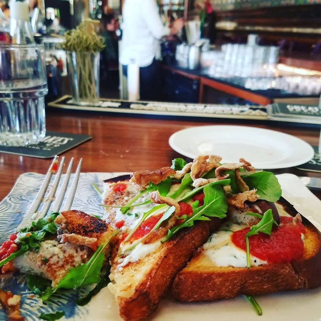 Goodkind | restaurant | 2457 S Wentworth Ave, Milwaukee, WI 53207, USA | 4147634706 OR +1 414-763-4706