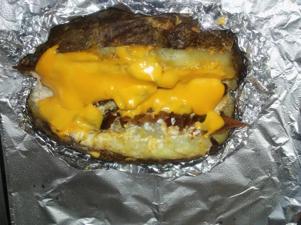 Chez Alice of Bordentown Deli & Cafe | cafe | 353 Farnsworth Ave, Bordentown, NJ 08505, USA | 6092986688 OR +1 609-298-6688