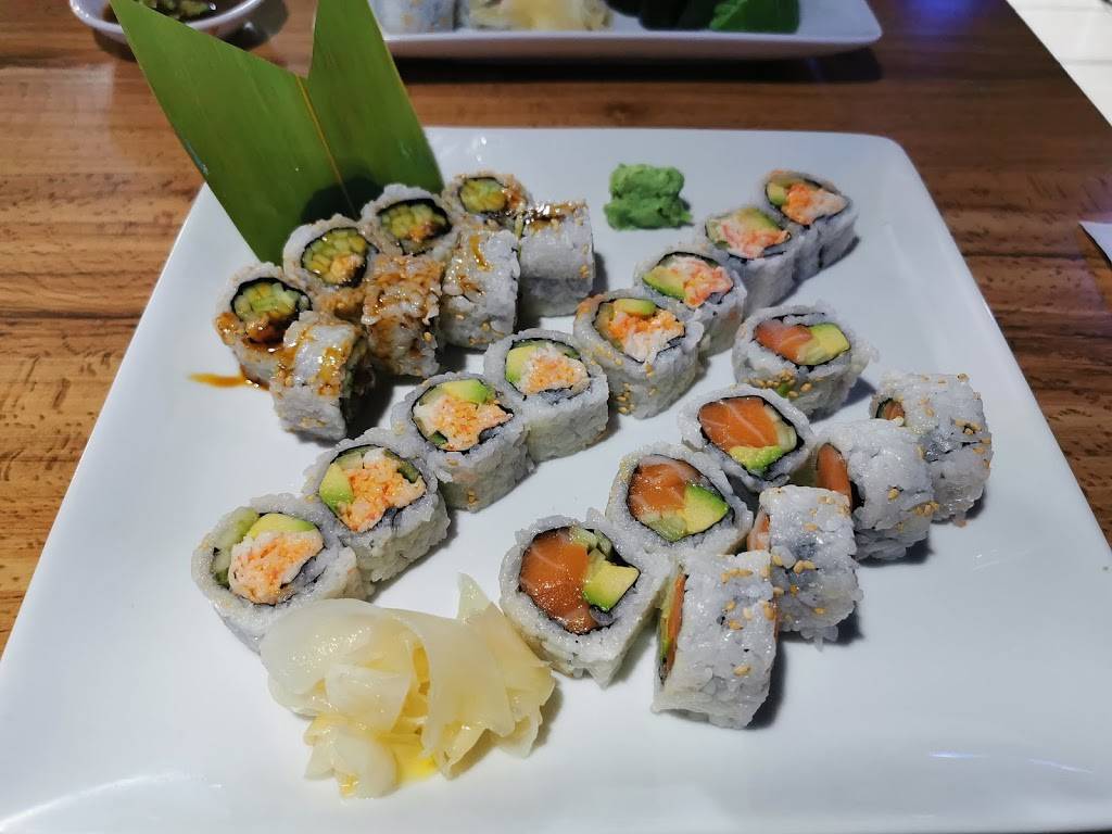Tokayo Sushi & Ramen | restaurant | 3712 S Broadway, Englewood, CO 80113, USA | 3037812637 OR +1 303-781-2637