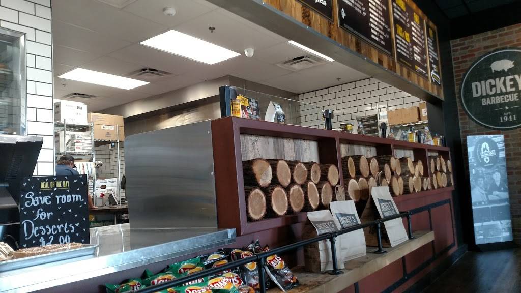 Dickeys Barbecue Pit | restaurant | 9860 W Lower Buckeye Rd, Tolleson, AZ 85353, USA | 6239368298 OR +1 623-936-8298