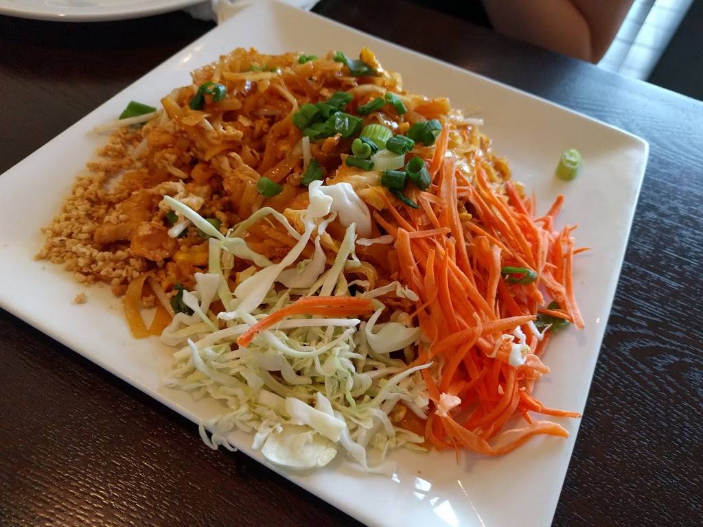 Talay Thai Restaurant | restaurant | 3119, 11314 Santa Monica Blvd, Los Angeles, CA 90025, USA | 3104773189 OR +1 310-477-3189