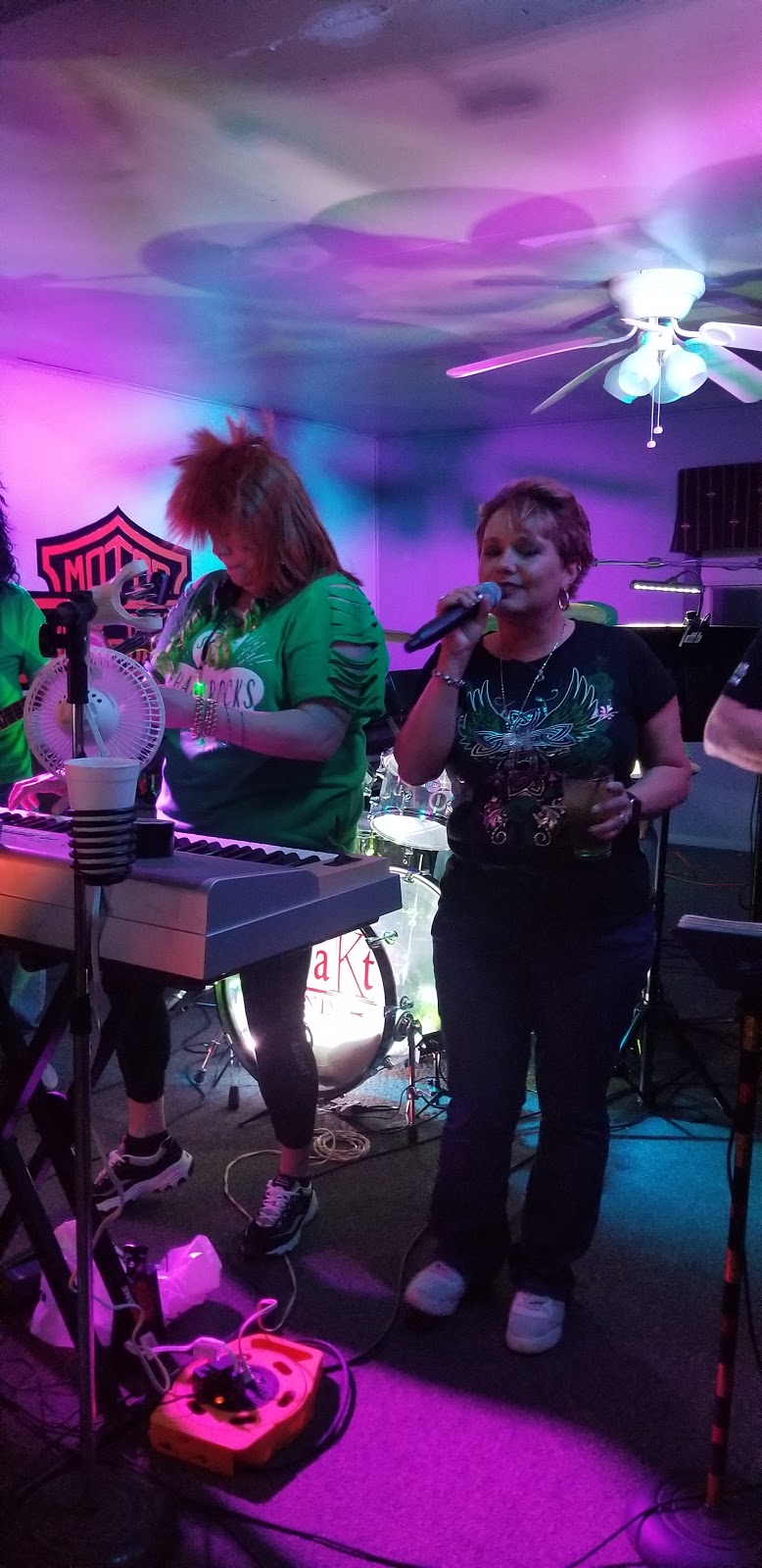 Adams Saloon | restaurant | 1619 N 735th Ave, Liberty, IL 62347, USA | 2176567188 OR +1 217-656-7188