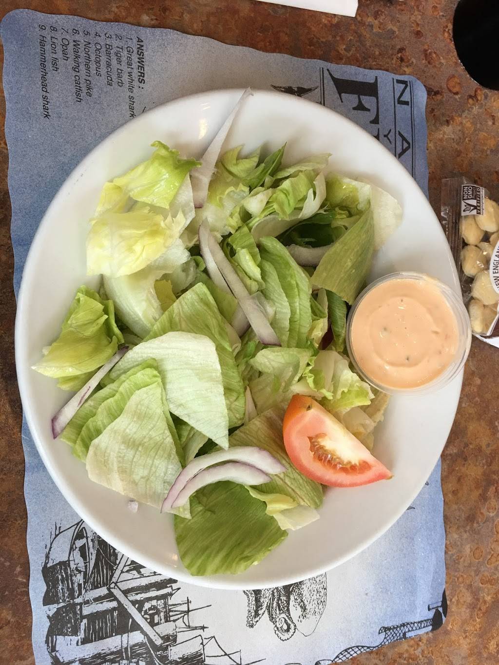 The Fish Store | restaurant | 836 Montauk Hwy, Bayport, NY 11705, USA | 6314723018 OR +1 631-472-3018