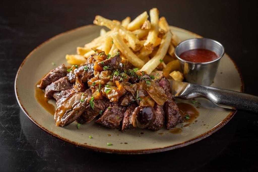 Farm Bar | restaurant | 1300 W Wellington Ave, Chicago, IL 60657, USA | 7732812599 OR +1 773-281-2599