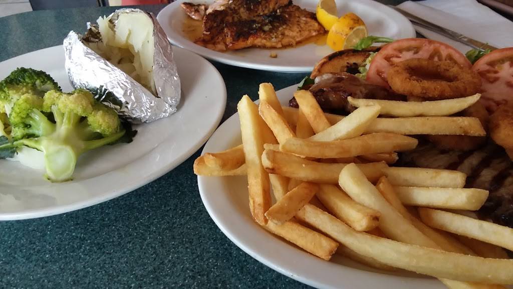 Bedford Cafe | meal takeaway | 1 Bedford Park Blvd, Bronx, NY 10468, USA | 7183653446 OR +1 718-365-3446