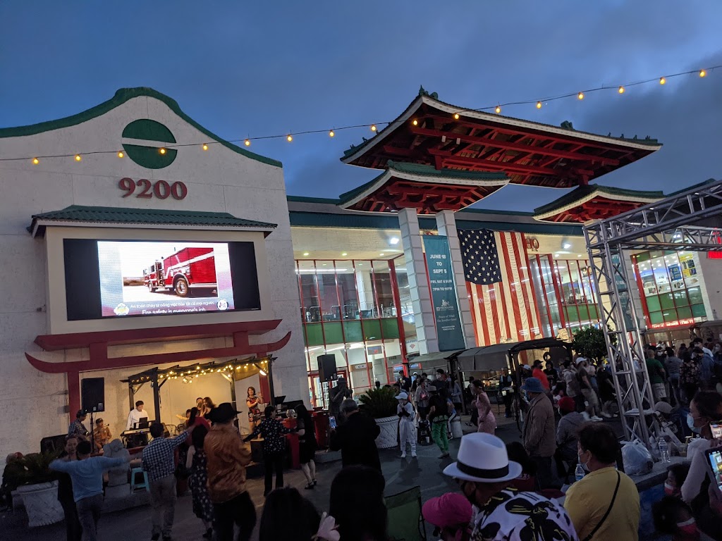 Little Saigon | restaurant | 9200 Bolsa Ave, Westminster, CA 92683, USA | 7148428018 OR +1 714-842-8018