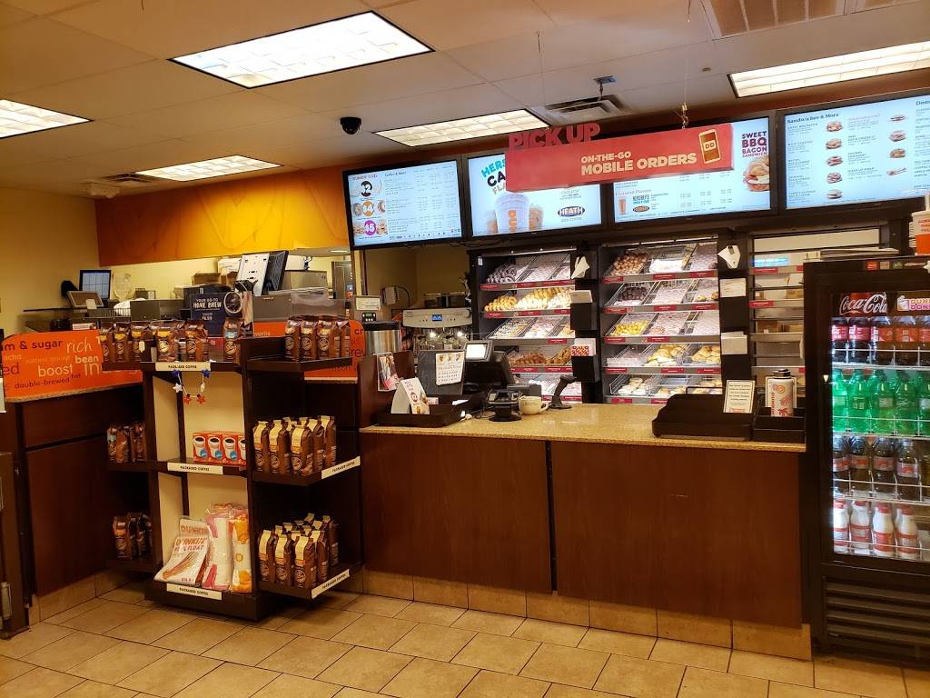 Dunkin | bakery | 201 US Highway 27 North, Avon Park, FL 33825, USA | 8636572465 OR +1 863-657-2465