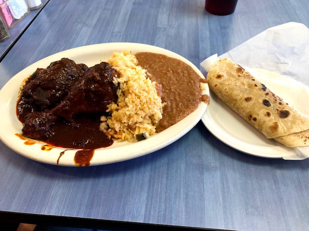 La Fonda | restaurant | 13134 Dairy Ashford Rd # 600, Sugar Land, TX 77478, USA | 2812770338 OR +1 281-277-0338