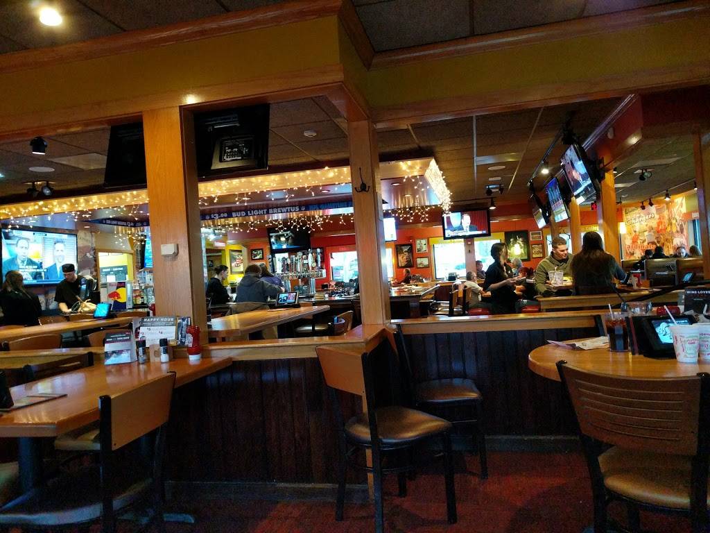 Applebees Grill + Bar | restaurant | 787 E Chicago St, Coldwater, MI 49036, USA | 5172781432 OR +1 517-278-1432