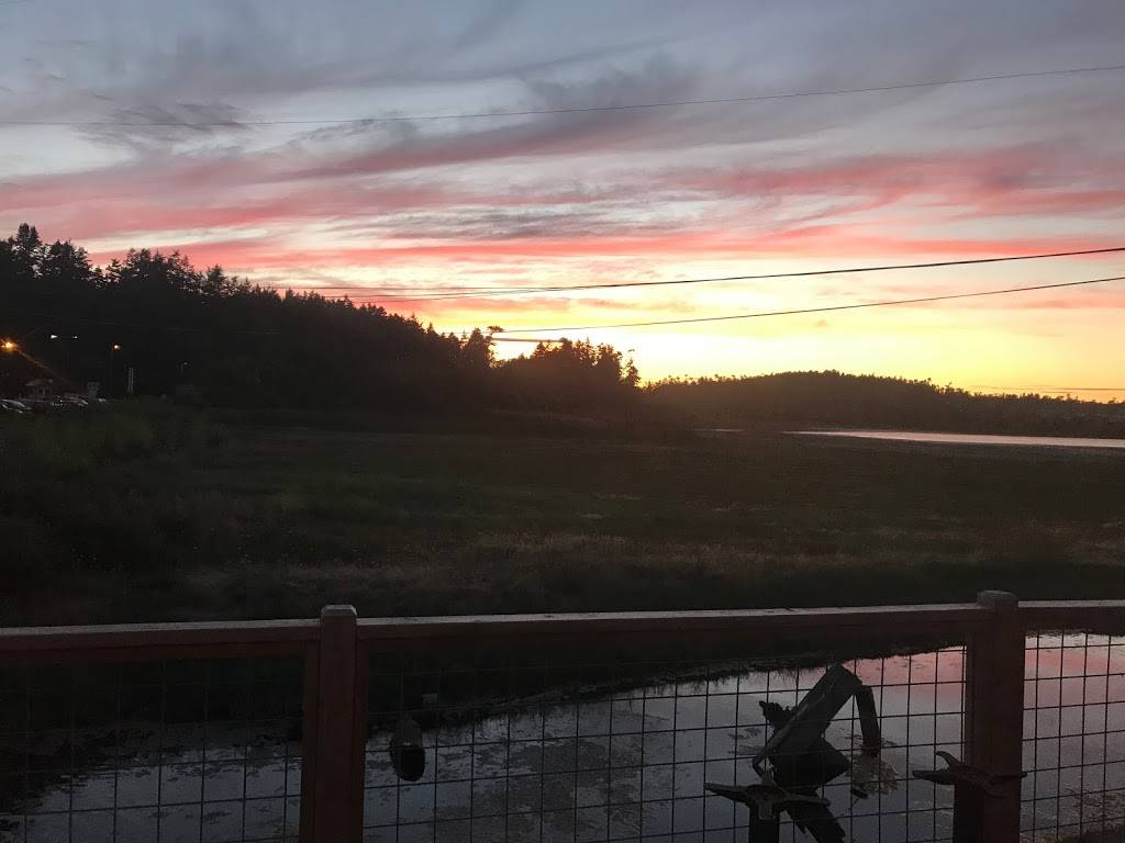 Callens Restaurant and Co | restaurant | 12981 WA-20, Coupeville, WA 98239, USA | 3604992306 OR +1 360-499-2306