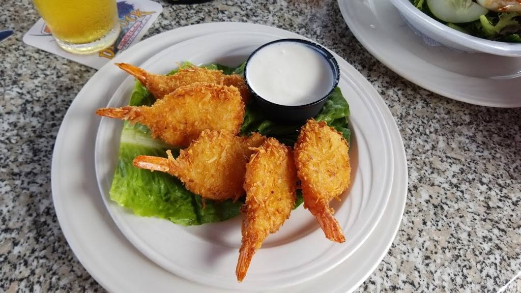Dry Dock Waterfront Grill | restaurant | 412 Gulf of Mexico Dr, Longboat Key, FL 34228, USA | 9413830102 OR +1 941-383-0102