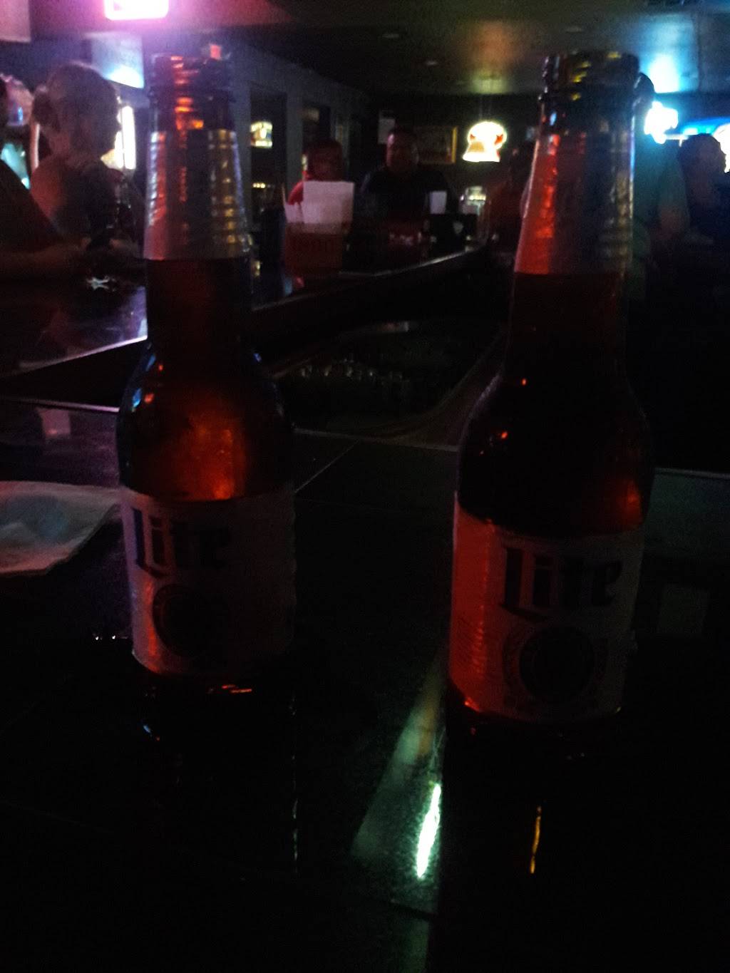 Garage Bar & Grill | restaurant | 15013 Northwest Blvd #107, Corpus Christi, TX 78410, USA | 3613878212 OR +1 361-387-8212