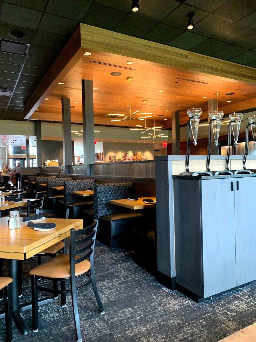 Coopers Hawk Winery & Restaurant | restaurant | 4515 28th St SE, Kentwood, MI 49512, USA | 6167308466 OR +1 616-730-8466