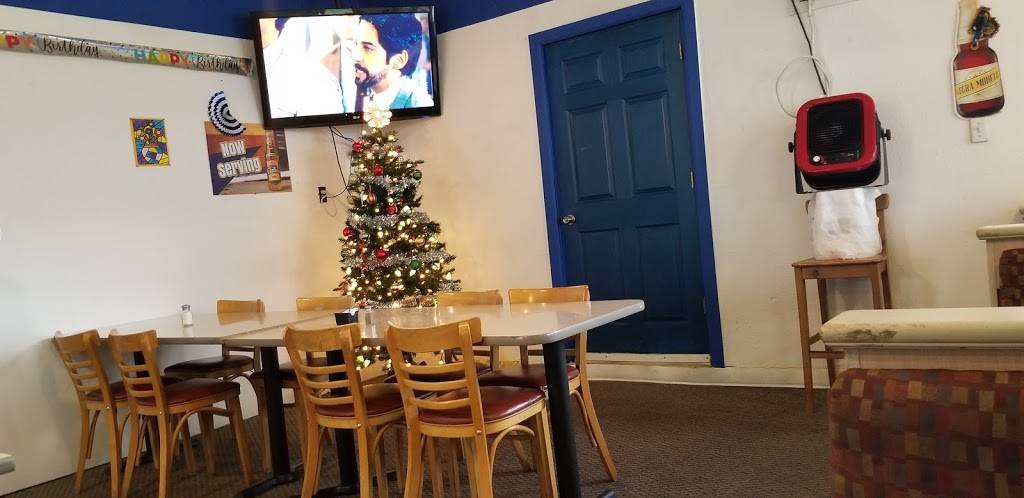 Vickys Salvadorean Restaurant | restaurant | 1409 S Gold St #8908, Centralia, WA 98531, USA | 3607360298 OR +1 360-736-0298