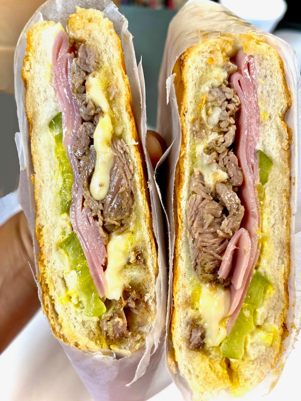 Stephs Tropicafe | restaurant | 107 Dunbar Ave suite g, Oldsmar, FL 34677, USA | 8137294044 OR +1 813-729-4044