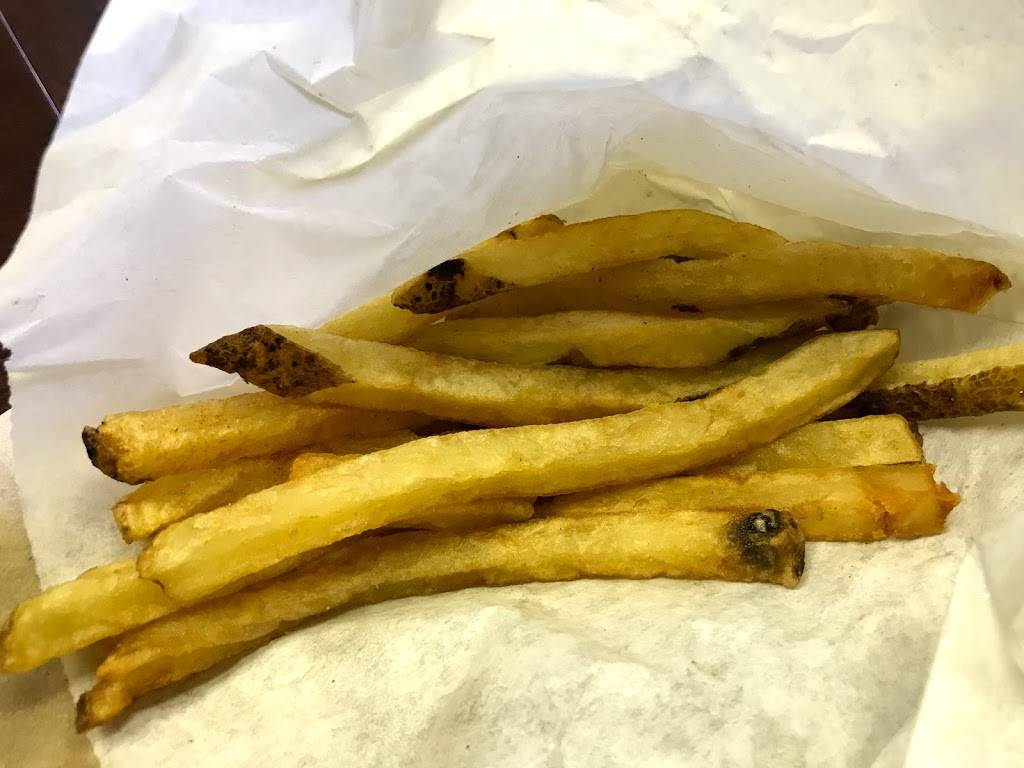 Shuttle Burgers & More | restaurant | 8405 Almeda Genoa Rd # A, Houston, TX 77075, USA | 7139916625 OR +1 713-991-6625